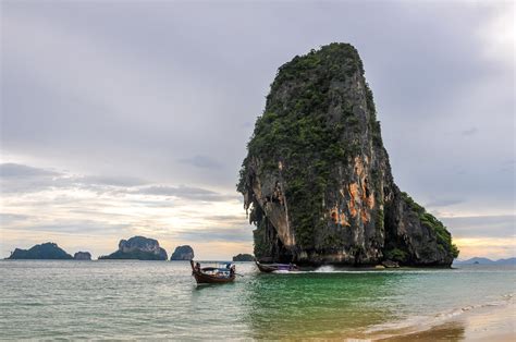 Thailands Stunning Railay Peninsula Awaygowe Travel Blog