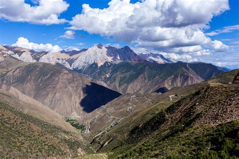The 72 Turns Of Nujiang River Valley In Baxoi County Chamdo Tibet