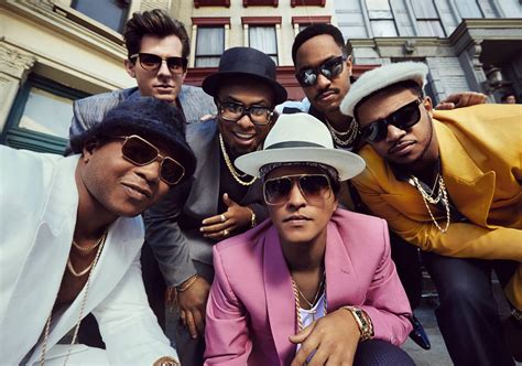 Mark Ronson Premieres Music Video For Uptown Funk Feat Bruno Mars On