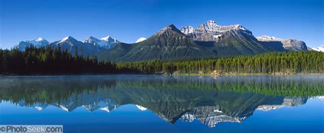 Herbert Lake Canadian Rocky Mountains Banff National Park Alberta