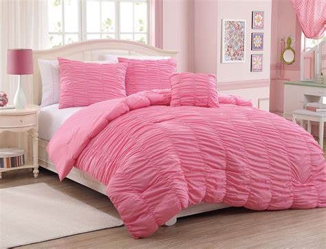 Dark Pink Comforter Set