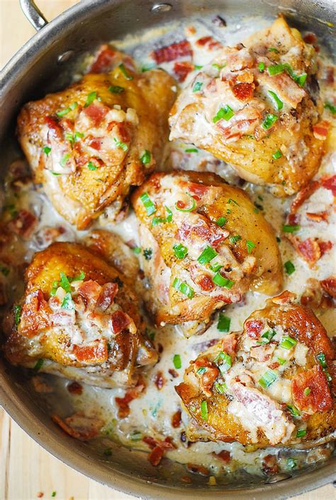 Serve with fresh broccoli, green peas, or a salad, along with some good bread to get every last drop of the tasty sauce. view recipe. 20 Easy Skillet Chicken Recipes - Best Chicken Dinner ...