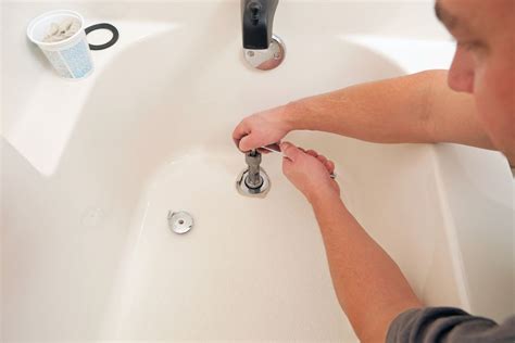 Follow this guide to learn how to remove common bathtub drain stoppers and how to replace a bathtub drain after its removal. How to Replace a Bathtub Drain in a Mobile Home