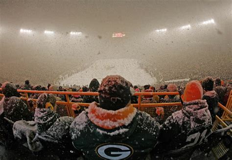 Heavy Snow Expected For Steelers Packers Sunday In Lambeau