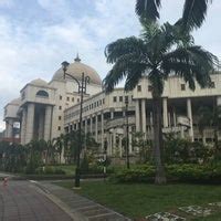It is located along the duta road in segambut, kuala lumpur. Kompleks Mahkamah Kuala Lumpur (Courts Complex) - Courthouse