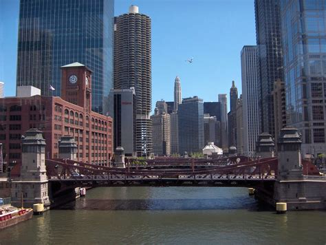 Chicago River Bridges All Bridges Along The Chicago River Flickr