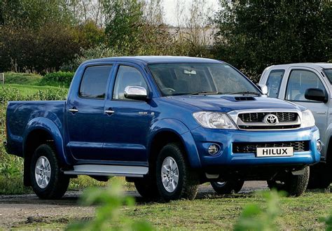 2010 Toyota Hilux Review Top Speed
