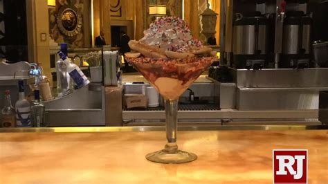 5 Las Vegas Ice Cream Sundaes Wow Diners Video Food Entertainment