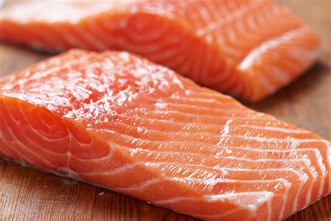 Salmon With A Side Of Squirm Woman Finds Wriggling Worm In Fillet