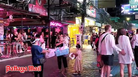 Pattaya Sets Legal Zones For Licensed Street Performers Pattaya Mail