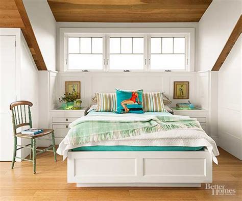 It may seem like your options are confined to squeezing in a bed and—if you're lucky—a nightstand, but there are ways to pack plenty of style into. How to Decorate a Small Bedroom