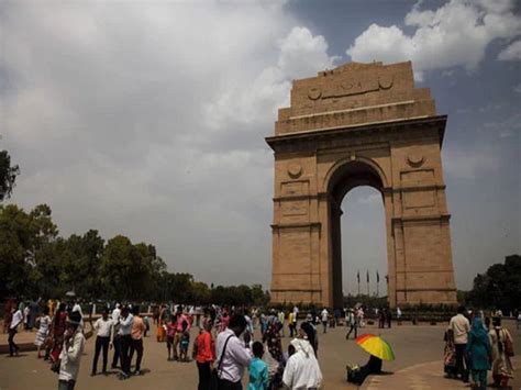 An earthquake of magnitude 2.1 on the richter scale was recorded at delhi's punjabi bagh on sunday. Earthquake with magnitude 2.7 hits Delhi; second in as ...