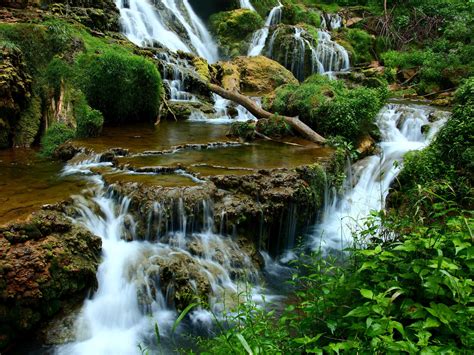 Cascading Waterfalls Blue Ridge Mountains In Virginia Waterfall Landscape Clear Water And Green