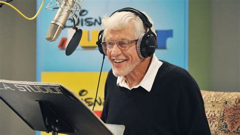 Sneak Peek Dick Van Dyke Is Goofys Grandpa