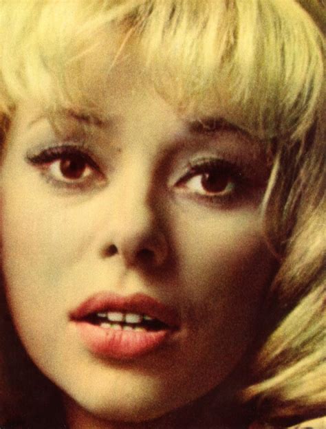 Mireille Darc Nue Photos Biographie News De Stars Les Stars Nues