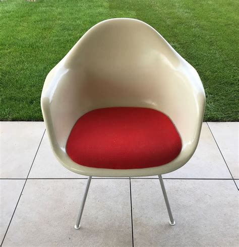 Sie hat minimale gebrauchsspuren die mit dem bloßen auge kaum ersichtlich sind. Vitra Eames Chair Stuhl Fibre Glas,4 Stk | Kaufen auf Ricardo