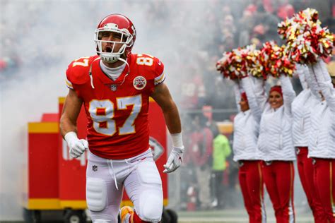 The Chiefs Have Reportedly Made A Decision On Travis Kelce For Today