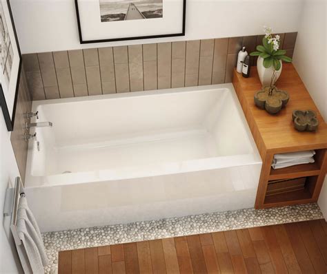 With a modern minimalist design and square lines, the rubix is the perfect tub for any renovation project. Maax - Rubix 6030 AFR - Dupont Kitchen and Bath Fixtures