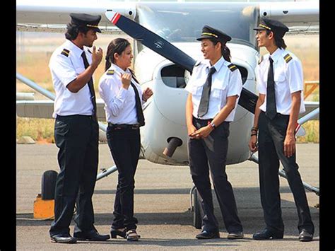 How To Become A Pilot Scope And Career Opportunities Careerindia