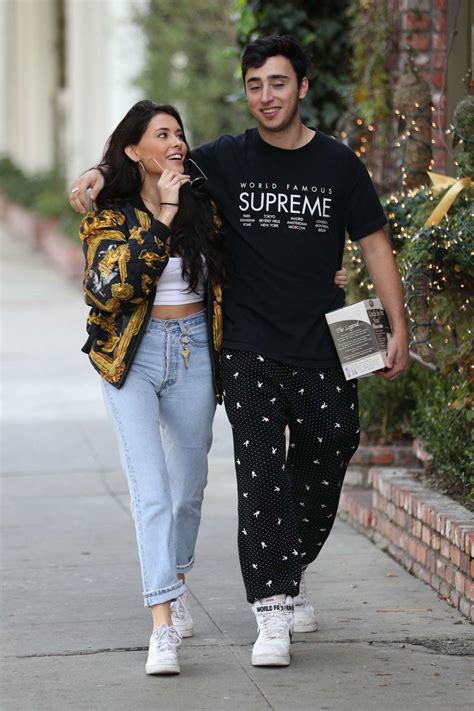 The singing sensation madison beer has been on the dating scene for a while now. Madison Beer - Shopping with her new boyfriend Zack Bia ...