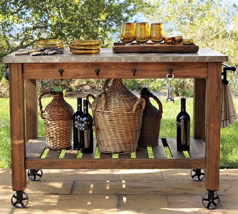Outdoor Serving Table Foter