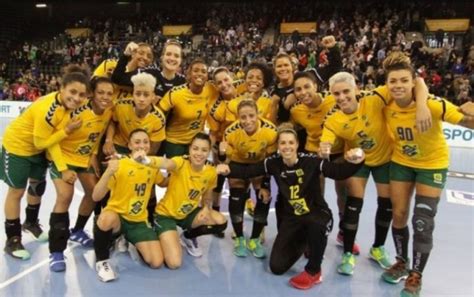 Perfil oficial da seleção brasileira de futebol feminino. Seleção feminina de handebol garante vaga no Mundial de ...