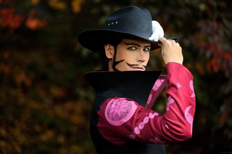 One Piece Dracule Mihawk Cosplay One Piece Cosplay