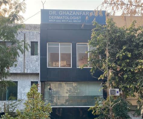 Islamabad Dermatologist Dr Ghazanfar Ali Skin Care Specialist In