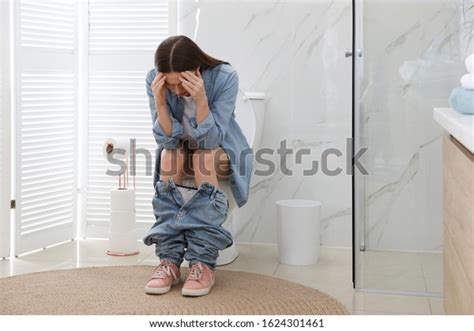Woman Suffering Hemorrhoid On Toilet Bowl 스톡 사진 Shutterstock