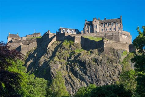 Private Walking Tour Of Royal Mile And Edinburgh Castle Visitscotland