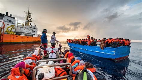 Réfugiés 13 991 Migrants Ont été Sauvés Par Sos Méditerranée En 2016