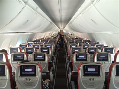 The seating arrangement consists of 12 business and 162 economy seats. Charles Ryan's Flying Adventure: Malaysia Airlines Boeing ...