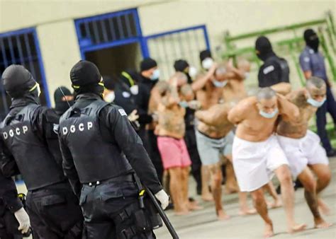 El Salvador Imposes 24 Hour Prison Lockdown After 22 Murders In One Day