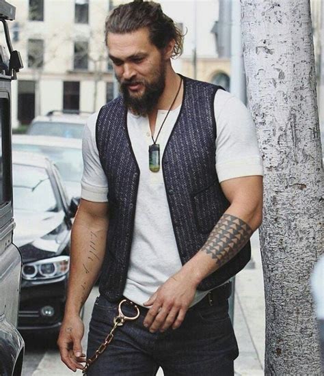 Besides all these fake inks jason momoa has quite the collection of real tattoos. #samoan tattoos band #samoantattoosmale # ...
