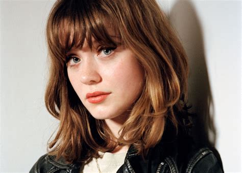 Maisie Peters Launches Iconic New Era With John Hughes Movie Echo