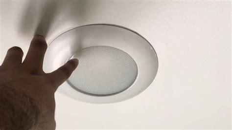 How To Change Bathroom Recessed Light Bulb Artcomcrea