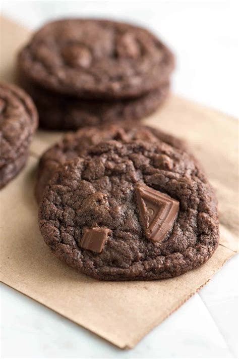 Oh, and no mixer required, so there's no excuse not to make them. Easy, Chewy Double Chocolate Cookies Recipe