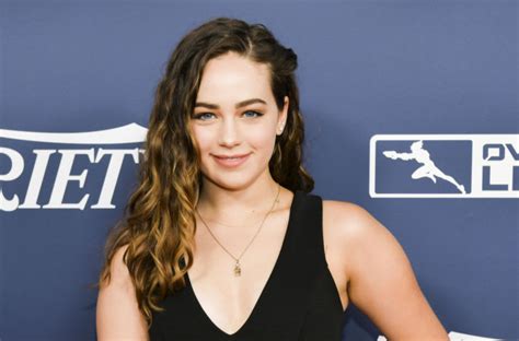 Heres Everything You Need To Know About Cobra Kai Actress Mary Mouser