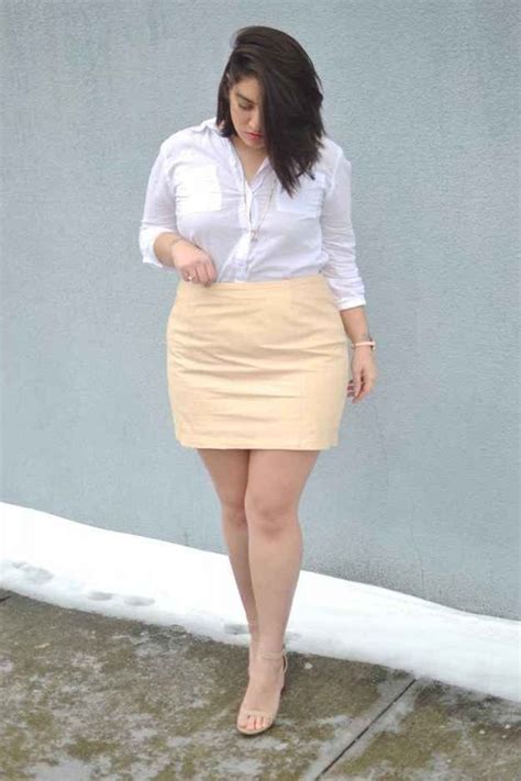 20 Stunning Skirt Outfits Combinations For Plus Size Ladies