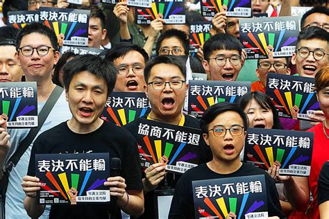 Taiwan Approves Same Sex Marriage In First For Asia Las Vegas Sun News