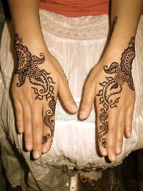 Home head and hair beautiful and well designed shuruba hairstyles. 50 Beautiful Mehndi Designs and Patterns to Try! - Random ...