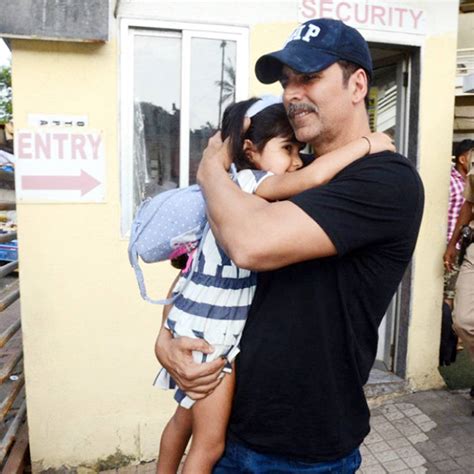 These Photos Of Akshay Kumar With Daughter Nitara Are Too Good To Miss