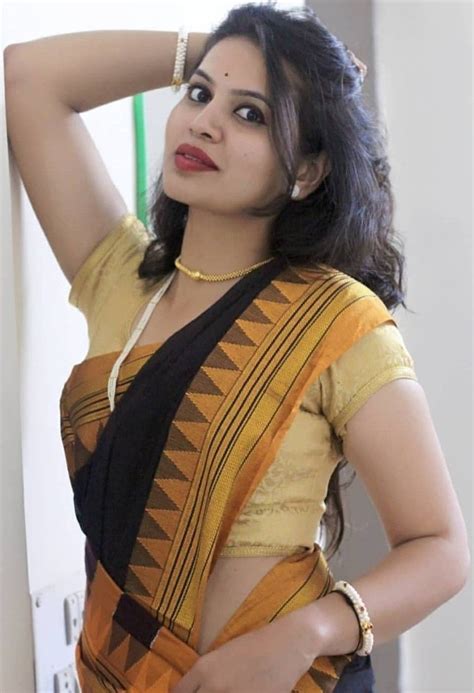 Pin By Sunil P On Hot Bhabhi In 2020 Beautiful Women Naturally India