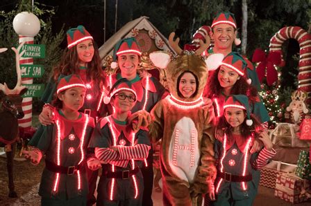To spice up your english classes you should definitely watch some good movies with your students and discuss them. Its a Wonderful Movie - Your Guide to Family and Christmas ...