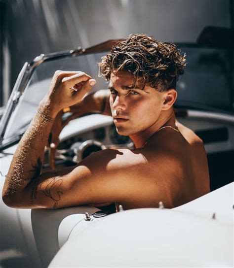 See more of jay alvarrez on facebook. Jay Alvarrez - IGTVs