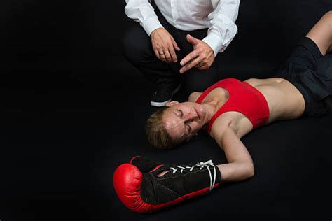 Best Female Boxing Knockout Stock Photos Pictures And Royalty Free