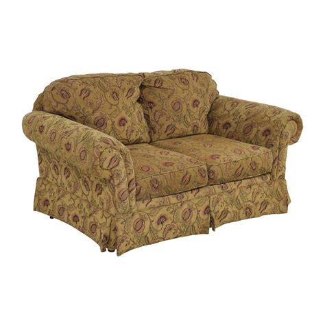 Broyhill Floral Roll Arm Loveseat 83 Off Kaiyo