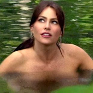 Sofia Vergaras Cleavage View Platinum Celebs Hot Sex Picture
