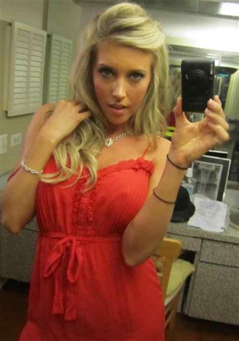 Samantha Saint Pictures Hotness Rating 96610