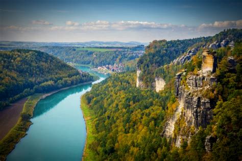 The longer the river's length, the more land areas it irrigates along its banks. Longest Rivers in Europe for Water Sports - AllTheRooms ...